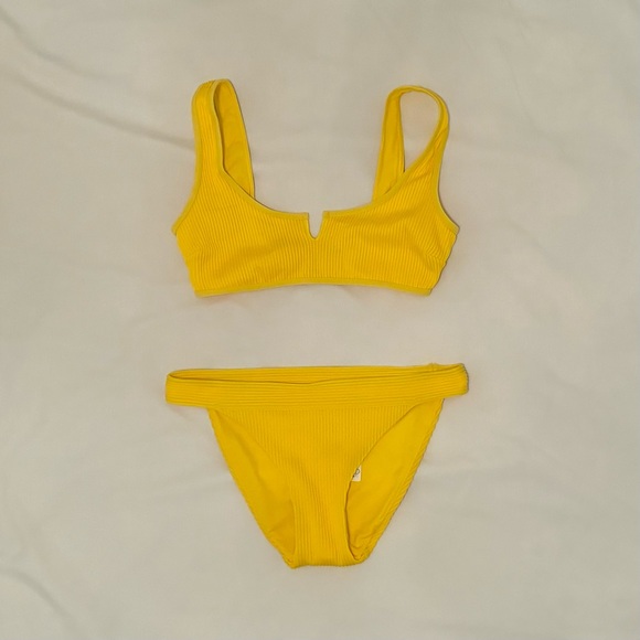 Hollister Yellow Ribbed Bikini Set (XS/S) - Picture 1 of 3